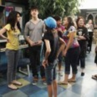 David_Henrie_1265268198_2