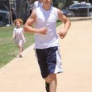 David_Henrie_1265268099_4