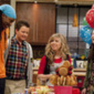 icarly-igo-to-japan-911078l-thumbnail_gallery