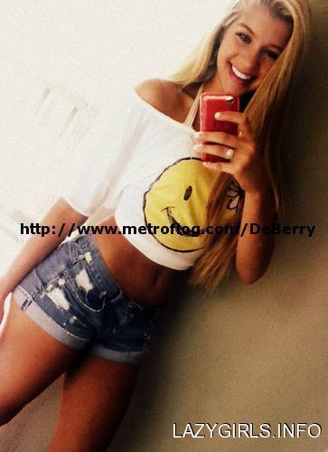 alexandria-allie-deberry-allie-deberry-29393868-363-500 - Allie Deberry