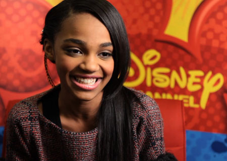 china-anne-mcclain-447862l-poza