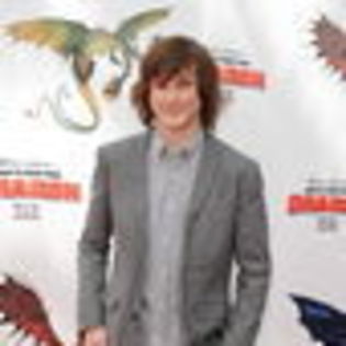 logan-miller-372727l-thumbnail_gallery