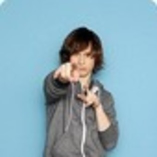 logan-miller-501398l-thumbnail_gallery - Logan Miller