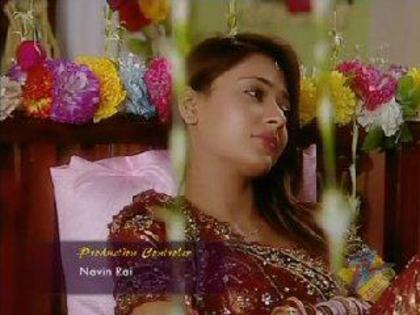 562887_268304383275918_37106079_n - Mona Gandhi