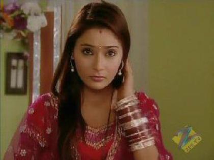 302479_268307246608965_381633568_n - Mona Gandhi