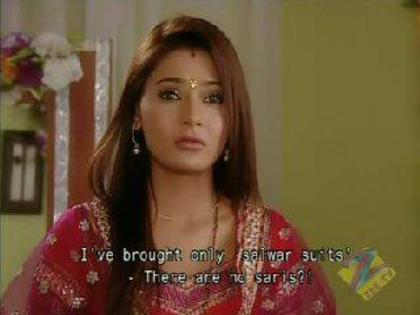 484080_268307736608916_1926160982_n - Mona Gandhi