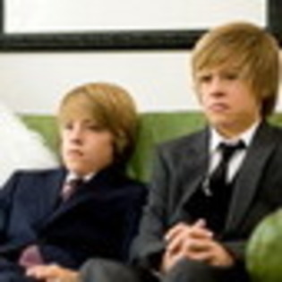 dylan-sprouse-809419l-thumbnail_gallery - Dylan Sprouse