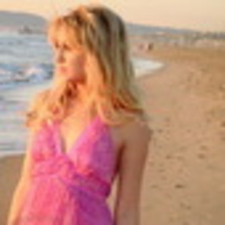 chelsea-staub-325811l-thumbnail_gallery