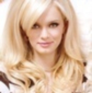 sara-paxton-408152l-thumbnail_gallery - Sara Paxton