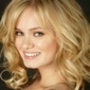 sara-paxton-427746l-thumbnail_gallery sara-paxton-427746l-thumbnail_gallery