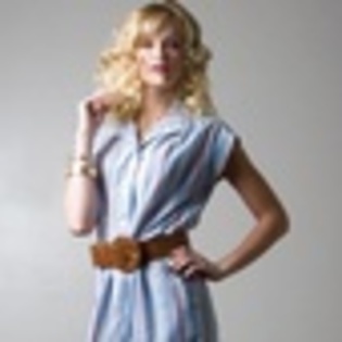 sara-paxton-697878l-thumbnail_gallery - Sara Paxton