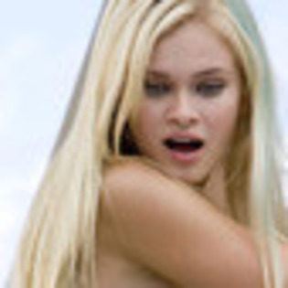 sara-paxton-797593l-thumbnail_gallery - Sara Paxton