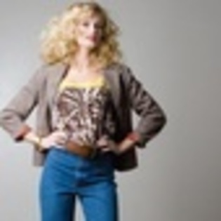 sara-paxton-944078l-thumbnail_gallery - Sara Paxton