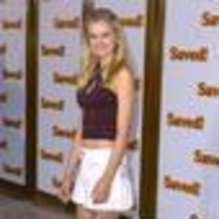 sara-paxton-374612l-thumbnail_gallery - Sara Paxton