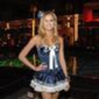 sara-paxton-581429l-thumbnail_gallery - Sara Paxton