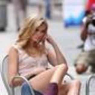 sara-paxton-872838l-thumbnail_gallery