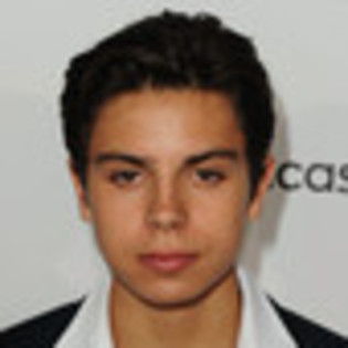 jake-t-austin-344187l-thumbnail_gallery