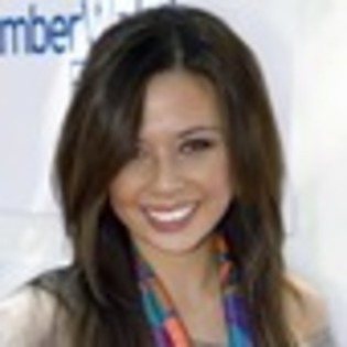 malese-jow-114963l-thumbnail_gallery - Malese Jow