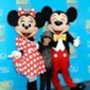 moises-arias-844663l-thumbnail_gallery