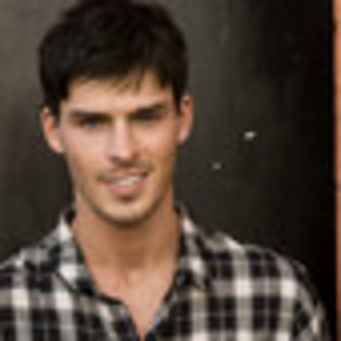 adam-gregory-859947l-thumbnail_gallery adam-gregory-859947l-thumbnail_gallery