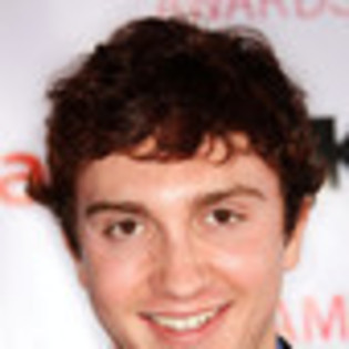 daryl-sabara-573387l-thumbnail_gallery - Daryl Sabara