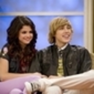 hannah-montana-139335l-thumbnail_gallery