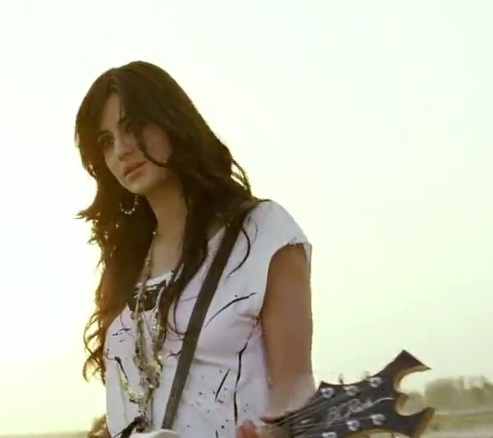 pictures (47) - Caps-Katrina Kaif
