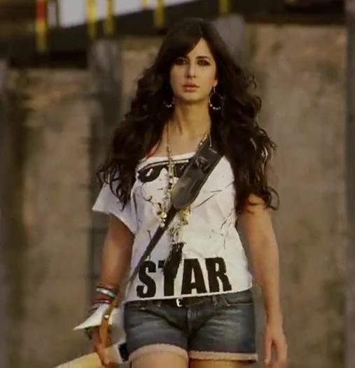 pictures (48) - Caps-Katrina Kaif