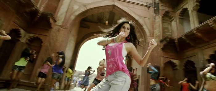 pictures (93) - Caps-Katrina Kaif