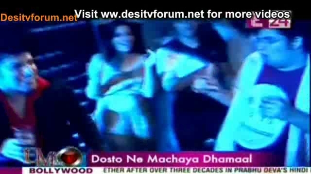 00_00_47 - sara khan16