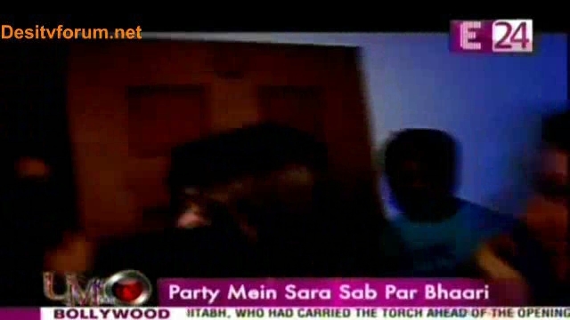 00_01_34 - sara khan16
