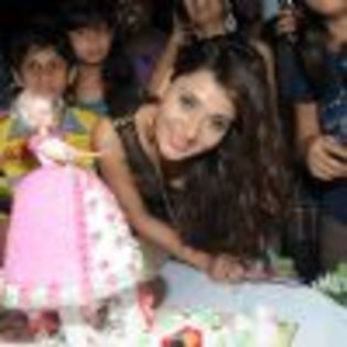 218007-sara-khan-at-her-birthday-bash - sara khan16