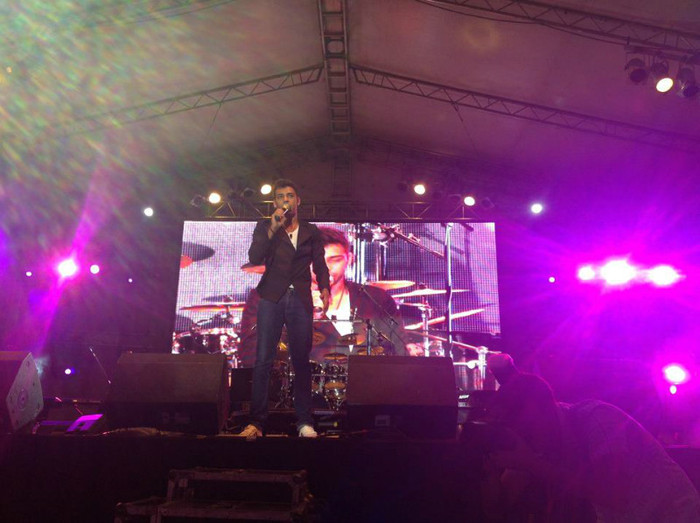 268604_428888067154542_1502803805_n