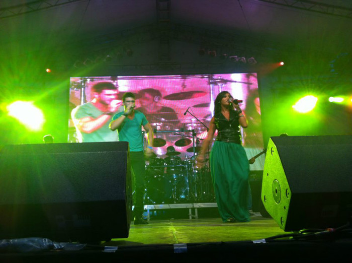 312930_428882187155130_1169560888_n