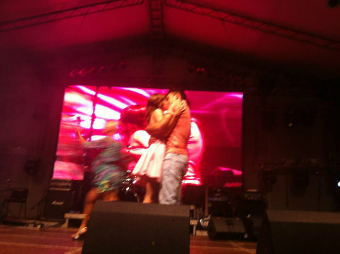 417323_428916497151699_727932566_n