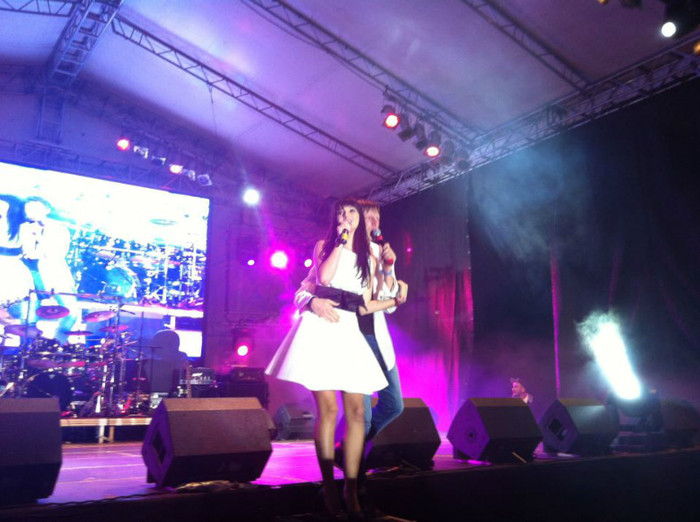 418356_428886547154694_459986510_n