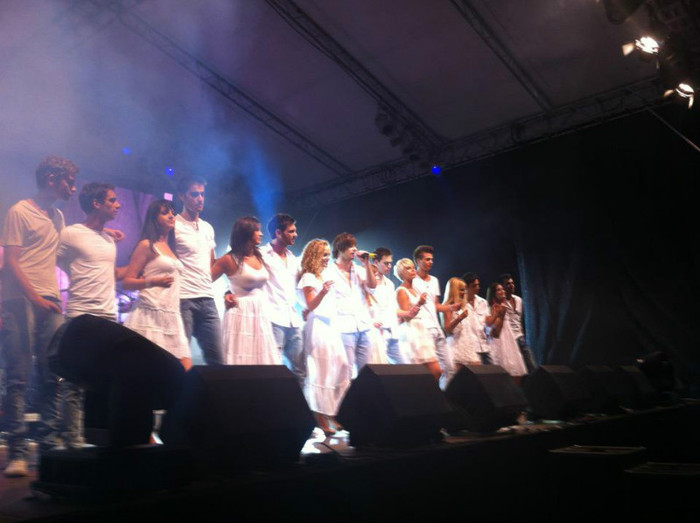 426592_428906813819334_406730619_n