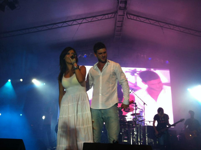 539181_428910040485678_903193771_n