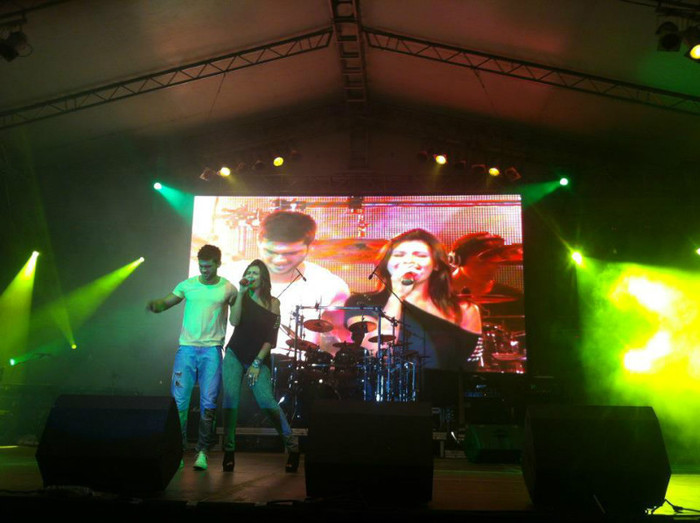 547261_428917777151571_504193213_n