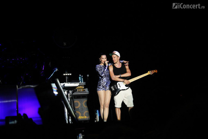 jessiej-mamaia-orange-summer-party-32