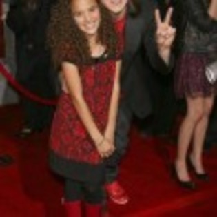 Madison_Pettis_1235034698_4 - Madison Pettis