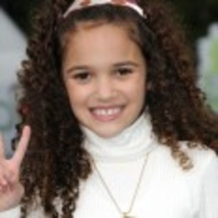 Madison_Pettis_1235034947_4