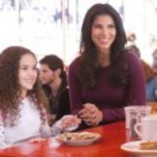 Madison_Pettis_1235035053_1