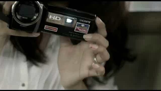 00_00_15 - G-Sony Handycam Ad - Anisha Kapur-G