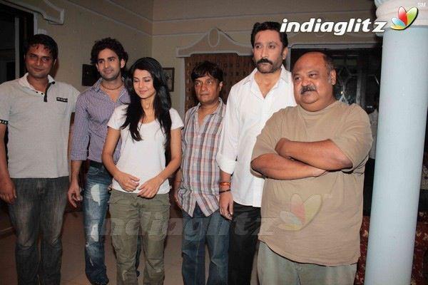432127_390423917691556_1025817026_n - jennifer winget11