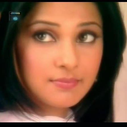 561777_255850241199402_428433724_n - jennifer winget11