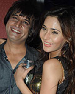 sara-khan-birthday-bash-10_th - sara khan16