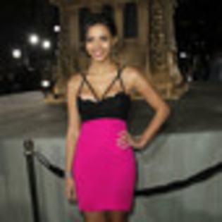 jessica-lucas-482391l-thumbnail_gallery