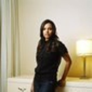 jessica-lucas-594261l-thumbnail_gallery