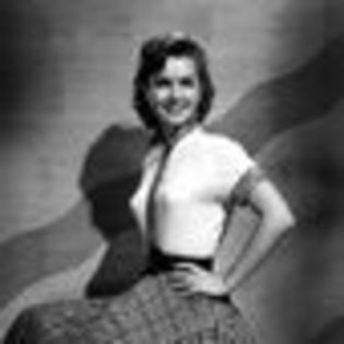 debbie-reynolds-246530l-thumbnail_gallery - Debbie Reynolds